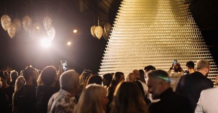 Image: New world record - The world's largest drinking glass pyramid - Atlantis, The Palm (Dubai) and Moët & Chandon X Guinness World Records 2022