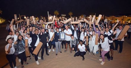 Emirates sets a new world record in the Dubai desert – 144 nations participated in a joint yoga session at the Al Lisaili desert camp (Credits: Emirates)