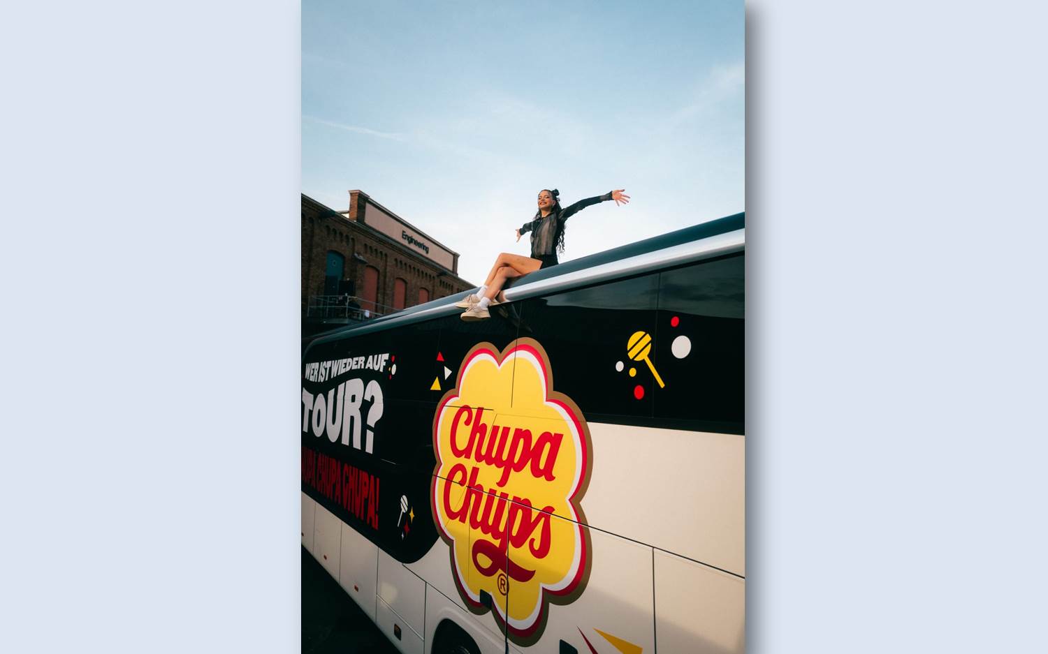 Sweet marketing cooperation - Nina Chuba and Chupa Chups on tour again (Image source: CFP Brands Süßwarenhandels GmbH & Co KG)