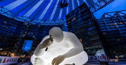Artwork MAN, The Center Potsdamer Platz 1, Berlin, Germany (Copyrights: Festival of Lights)